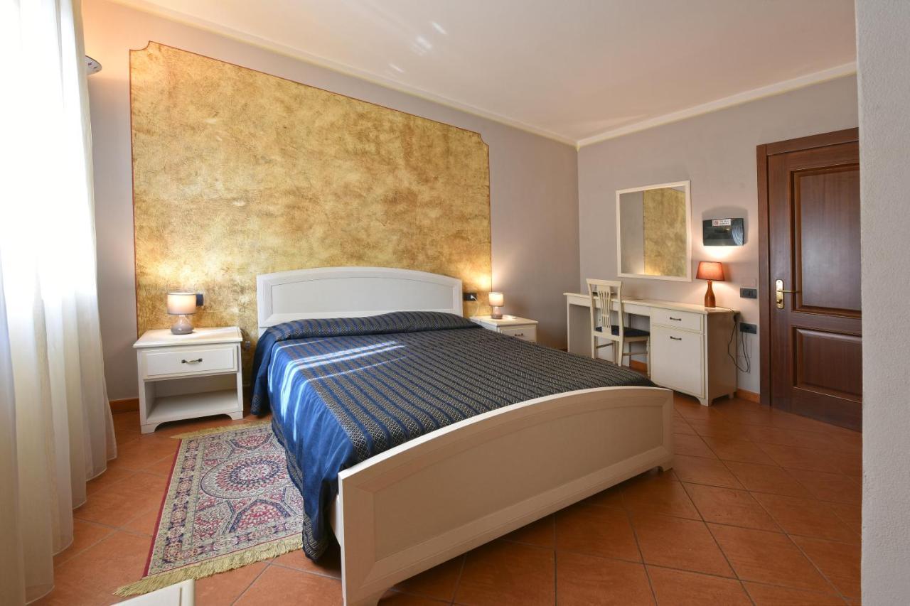 Hotel Ristorante Borgovecchio Montegrosso dʼAsti Exteriér fotografie
