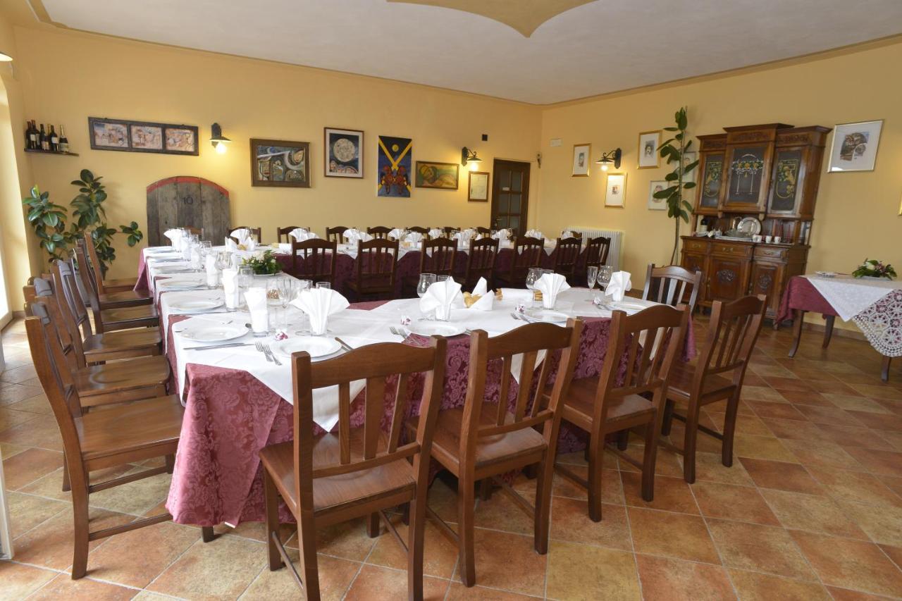 Hotel Ristorante Borgovecchio Montegrosso dʼAsti Exteriér fotografie