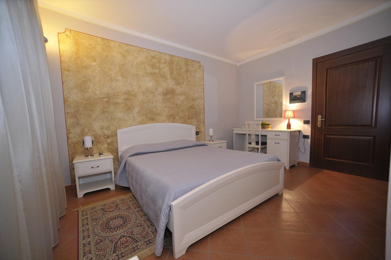 Hotel Ristorante Borgovecchio Montegrosso dʼAsti Exteriér fotografie