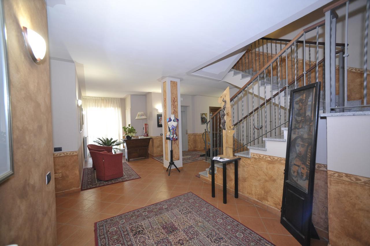 Hotel Ristorante Borgovecchio Montegrosso dʼAsti Exteriér fotografie